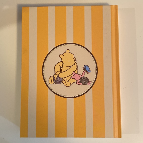 Winnie The Pooh journal - Picture 2 of 3